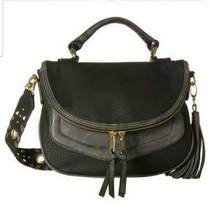 ISO Steve Madden crossbody bag/purse